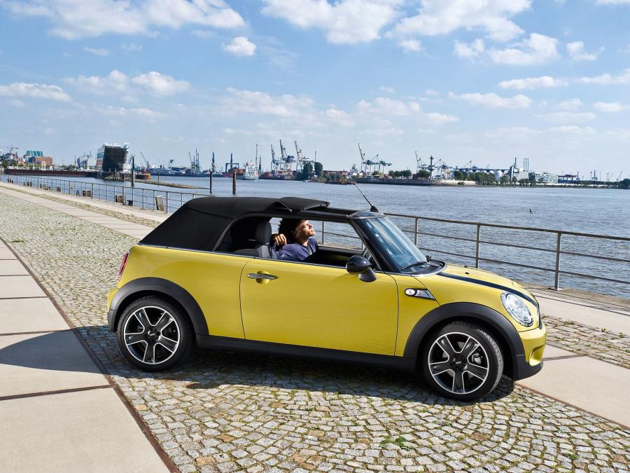  Mini Cooper S Cabrio 2009 года  (фото 39 из 130)